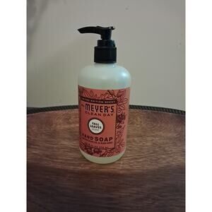 MRS. MEYER'S CLEAN DAY 12.5 fl oz ( 370 ml) Fall Leaves Scent Hand soap 1 Count